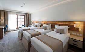 Bosphorus Hotel - Waqf Safi